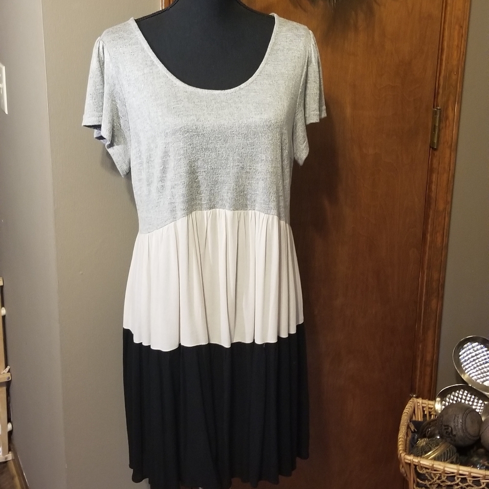 UMGEE BOHO 3 LAYER TUNIC/DRESS - LARGE  NWOT